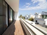 Ozanköy'de 3 Yatak Odalı Havuzlu Modern Villa