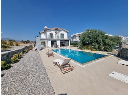 Zeytinlik’te Özel Havuzlu 3+1 Villa