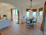 FİYAT DÜŞÜRÜLDÜ! ÖDEME PLANLI Küçük Erenköy'de 3 Yatak Odalı Havuzlu Panoramik Deniz Manzaralı Villa