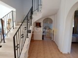 FİYAT DÜŞÜRÜLDÜ! ÖDEME PLANLI Küçük Erenköy'de 3 Yatak Odalı Havuzlu Panoramik Deniz Manzaralı Villa