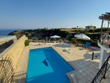 FİYAT DÜŞÜRÜLDÜ! ÖDEME PLANLI Küçük Erenköy'de 3 Yatak Odalı Havuzlu Panoramik Deniz Manzaralı Villa