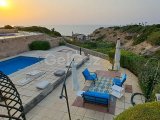 FİYAT DÜŞÜRÜLDÜ! ÖDEME PLANLI Küçük Erenköy'de 3 Yatak Odalı Havuzlu Panoramik Deniz Manzaralı Villa