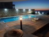 FİYAT DÜŞÜRÜLDÜ! ÖDEME PLANLI Küçük Erenköy'de 3 Yatak Odalı Havuzlu Panoramik Deniz Manzaralı Villa
