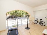 4 yatak odalı satılık villa + eşyalı + ortak havuz + özel bahçe + denize 100 metre yürüme mesafesi £350,000