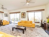 4 yatak odalı satılık villa + eşyalı + ortak havuz + özel bahçe + denize 100 metre yürüme mesafesi £350,000