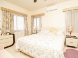 4 yatak odalı satılık villa + eşyalı + ortak havuz + özel bahçe + denize 100 metre yürüme mesafesi £350,000