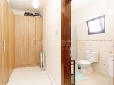 4 yatak odalı satılık villa + eşyalı + ortak havuz + özel bahçe + denize 100 metre yürüme mesafesi £350,000
