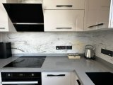 Alsancak'ta Satılık Taşınmaya Hazır Ful Eşyalı, Özel Çatı Teraslı, Dağ ve Deniz Manzaralı 2+1 Modern Penthouse Daire