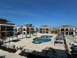 Alsancak'ta Satılık Taşınmaya Hazır Ful Eşyalı, Özel Çatı Teraslı, Dağ ve Deniz Manzaralı 2+1 Modern Penthouse Daire