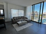 Alsancak'ta Satılık Taşınmaya Hazır Ful Eşyalı, Özel Çatı Teraslı, Dağ ve Deniz Manzaralı 2+1 Modern Penthouse Daire