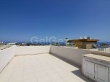 Alsancak'ta Satılık 2+1 Ful Eşyalı, Özel Çatı Teraslı, Deniz Manzaralı Daire