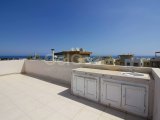 Alsancak'ta Satılık 2+1 Ful Eşyalı, Özel Çatı Teraslı, Deniz Manzaralı Daire