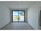 Alsancak'ta Satılık 2+1 Yeni Deniz ve Dağ Manzaralı Daire
