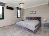 Fiyat Düştü!! Alsancak'ta Satılık Havuzlu Dağ ve Deniz Manzaralı 3+1 Lüks Villa