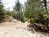 Bellapais'te Havuzlu Site İçerisinde Çatı Teraslı ve Ful Eşyalı 4+1 İkiz Villa