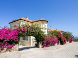 Çatalköy'de 1 Dönüm Arsa İçerisinde Satılık 4+1 Havuzlu Villa (Hisse Arsa Koçanlı - Sadece KKTC Vatandaşları İçin)