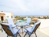 Esentepe'de Deniz Manzaralı ve Ful Eşyalı 3+1 İkiz Villa