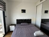 Girne Merkezde Şahane Manzaralı Ful Eşyalı 3+1 Penthouse