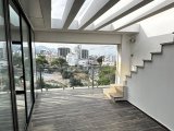 Girne Merkez'de Şahane Lüks Özel Çatı Teraslı Havuzlu 4+2 Penthouse