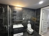Girne Merkez'de Şahane Lüks Özel Çatı Teraslı Havuzlu 4+2 Penthouse