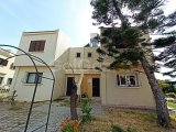 Karaoğlanoğlu'nda Tüm Olanaklara Yürüme Mesafesinde Full Eşyalı 3+1 Müstakil İkiz Villa