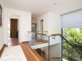 3 yatak odalı çağdaş tasarımlı LÜKS villa + deniz ve dağ manzarası + geniş teraslar