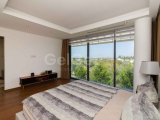 3 yatak odalı çağdaş tasarımlı LÜKS villa + deniz ve dağ manzarası + geniş teraslar