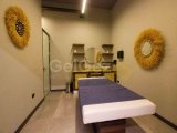 Küçük Erenköy'de Satılık 2+1 Ful Eşyalı Özel Çatı Teraslı Lüks Penthouse Daire