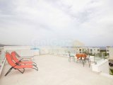 Küçük Erenköy'de Satılık 2+1 Ful Eşyalı Özel Çatı Teraslı Lüks Penthouse Daire