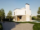 Edremit'te 3+1 Modern Villalar + Ortak Yüzme Havuzu + Çatı Teras ref 234h-1