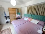 Çatalköy'de Geniş Arsa Üzerinde, Başka Bir Mülk İnşa Etmek İçin İdeal, Modern Tasarımlı 4+1 Villa