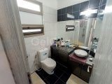 Çatalköy'de Geniş Arsa Üzerinde, Başka Bir Mülk İnşa Etmek İçin İdeal, Modern Tasarımlı 4+1 Villa