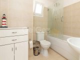 3 yatak odalı teras ev + full eşyalı + 18m x 6m ortak havuz + klima + mutfak aletleri + Sahipleri adına tapu KDV ödenmiş