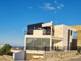Özel Yüzme Havuzlu + Dağ ve Deniz Manzaralı İnanılmaz 4 Yatak Odalı Lüks Villa