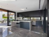 4 Yatak Odalı Yepyeni Modern Exclusive Villa + Denize Yürüme Mesafesinde Özel Havuz.
