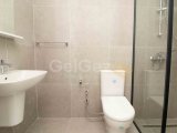 Yepyeni 2 yatak odalı ikinci el satılık köşe çatı katı çatı katı daire + harika manzaralı ortak havuz + özel çatı terası