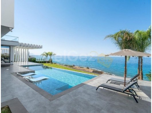 Esentepe'de bulunan, fiyatı £1.999.999 olan 5 yatak odalı yeni lüks villa + yüzme havuzu ve ateş çukuru + VRF klima sistemi + yerden ısıtma + akıllı ev sist