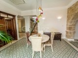 3/4 Yatak Odalı Lüks Villa + 2/3 Yatak Odalı Köy Evi + Şelaleli L Şeklinde Havuz + Klima + Yerden Isıtma + Isı Pompası + Invicta Kütük Brülörü + Corian Tezgahlı