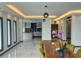 4 yatak odalı villalar + yüzme havuzları + olanaklara yakın + ödeme planı