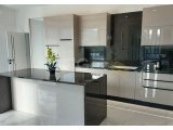 4 yatak odalı villalar + yüzme havuzları + olanaklara yakın + ödeme planı