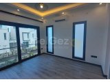 4 yatak odalı villalar + yüzme havuzları + olanaklara yakın + ödeme planı