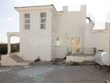 3 yatak odalı ikinci el villa + çatı terası Sahibinin adına tapu KDV ödenmiş
