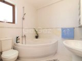 3 yatak odalı bungalov + yüzme havuzu + klima, traverten mermer + geniş teras + olağanüstü panoramik manzara + Sahibinin adına tapu, KDV ödenmiş