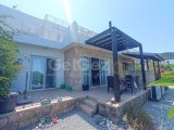 2 yatak odalı bahçeli ikinci el daire + full eşyalı + ortak havuzlar + kapılı güvenlik + Sahibi adına tapu, KDV ödenmiş