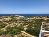 Satılık Tarla - Zeytinlik, Girne, Kuzey Kıbrıs Kıbrıs Türk tapusu olan ve 13 kilometre ve 1 evlek (17,480 m2) büyüklüğünde önemli bir arazi parselini satın alma