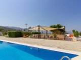 1 yatak odalı Denize sıfır yeni tatil dairesi + ortak yüzme havuzlu + site içi + Deniz ve Dağ manzarası + plaja yürüme mesafesinde