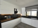 Lüks 2 Yatak Odalı Denize Sıfır Penthouse + Çatı Terası + Ortak Yüzme Havuzu + Yürüme Mesafesinde Plaj + Gelişmekte Olan Yat Limanı