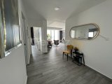 Lüks 2 Yatak Odalı Denize Sıfır Penthouse + Çatı Terası + Ortak Yüzme Havuzu + Yürüme Mesafesinde Plaj + Gelişmekte Olan Yat Limanı