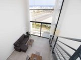 2 yatak odalı Seaside Luxury Loft çatı katı + yepyeni + ikinci el + çatı terası + ortak yüzme havuzu + yürüme mesafesinde plaj + gelecekteki yat marinası