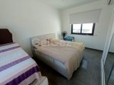 2 yatak odalı lüks penthouse daire + özel çatı terası + ortak yüzme havuzları + restoran + SPA merkezi + tenis kortu + golf